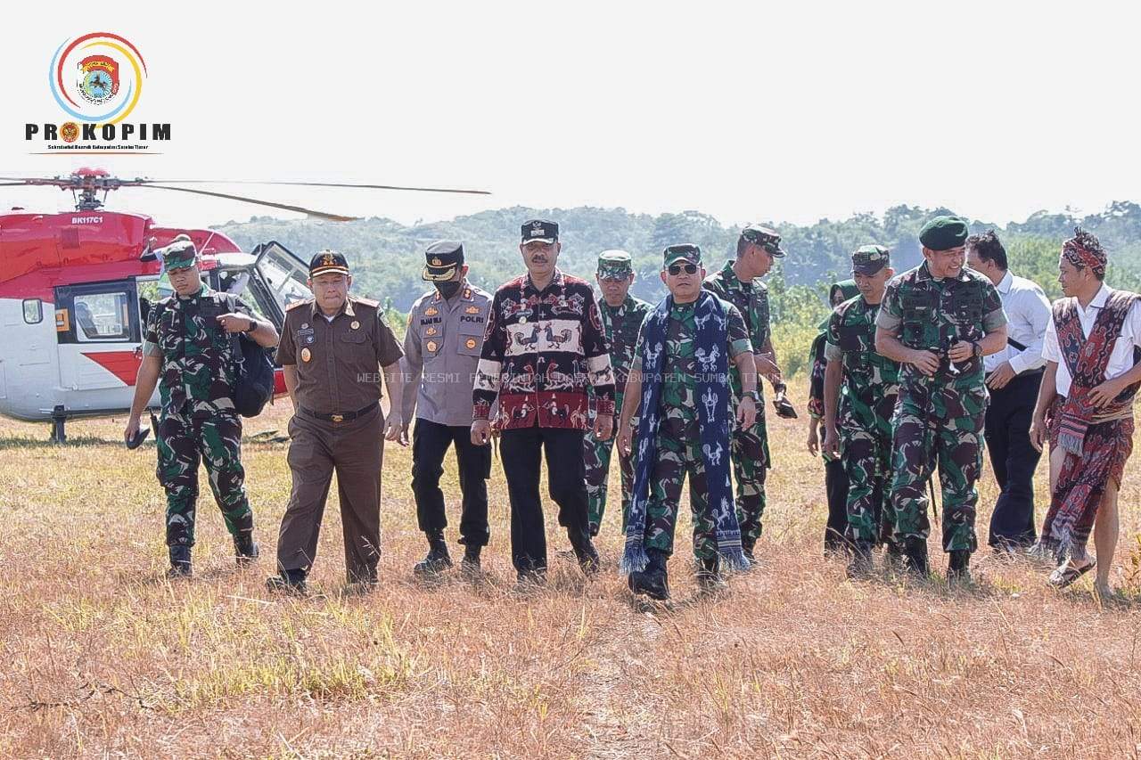 Kunjungan Kerja Kepala Staf Angkatan Darat TNI Republik Indonesia Ke Sumba Timur